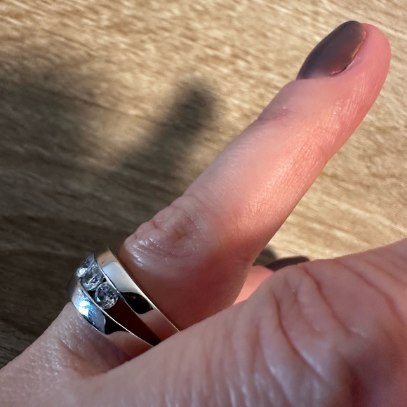 NWOT CHUNKY RHODIUM 5 STONE RING - SIZE 6 - Picture 6 of 7